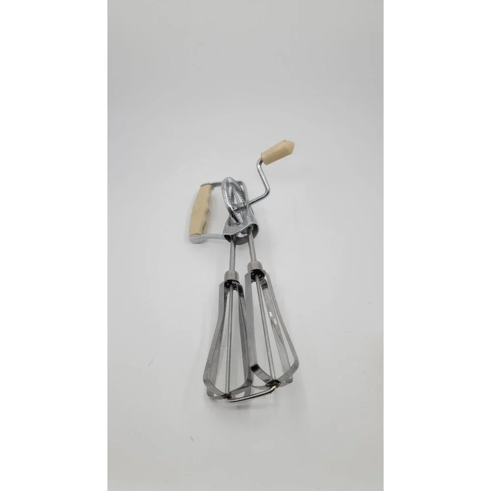 Vintage Hand Mixer‎ Egg Beater BAKELITE Handle Good Cond.